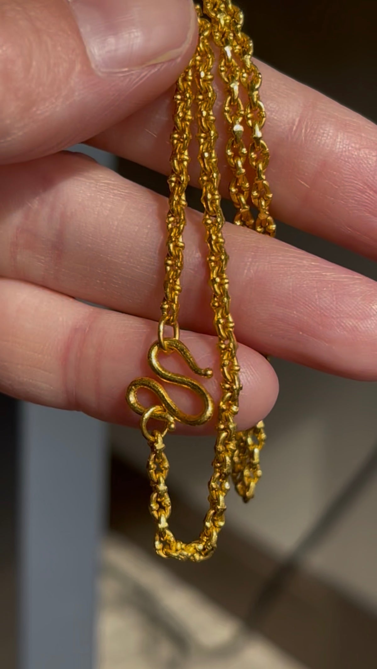 Detailed 24k Gold Chain